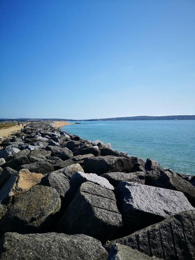 فيلا Pebble Bay Retreat ميلفورد أون سي المظهر الخارجي الصورة